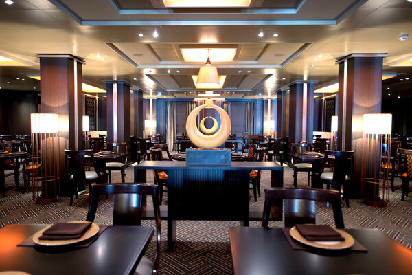 P&O Cruises Britannia Sindhu 1.jpg